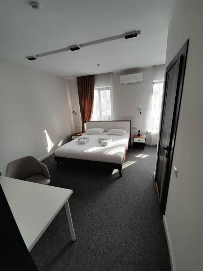 Hotel 78 Cafe 卡拉科尔 外观 照片