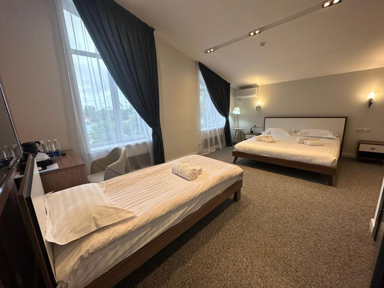 Hotel 78 Cafe 卡拉科尔 外观 照片