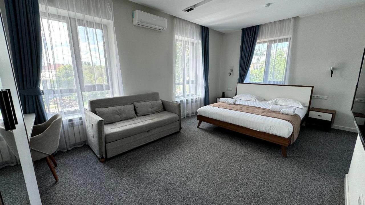 Hotel 78 Cafe 卡拉科尔 外观 照片